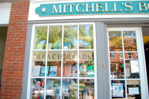 first comes love, emily giffin, mitchell's book corner, mitchell's bookstore, beach bookstore