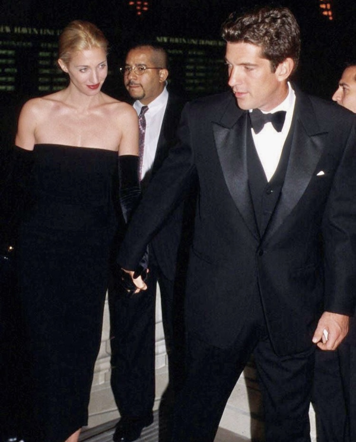 Our Quiet Luxury Icon Forever: The Indelible Carolyn Bessette-Kennedy ...